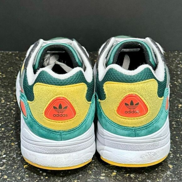 Adidas Yung-96 Bold Gold Sneakers. Size 10. main image 5